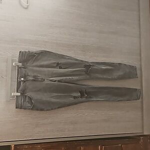 Maurices high-rise distressed dark gray jeans XL X-Long